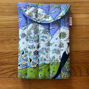 BAGGU and The Met 13 inch Laptop Sleeve